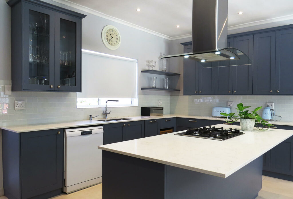 modern Kitchen BIC