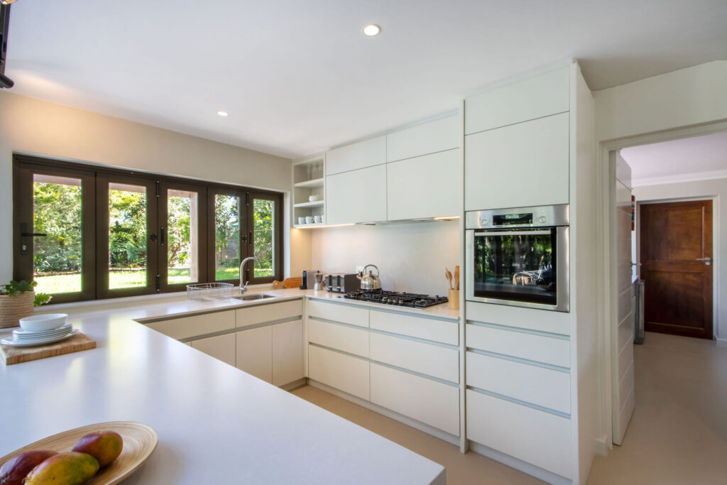 U-shape kitchen